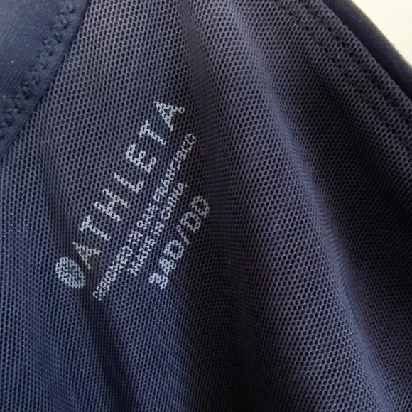 Athleta Tankini Swim Top 34D / 34DD Navy Twist Front Adjustable Strap Swimwear - Picture 5 of 5